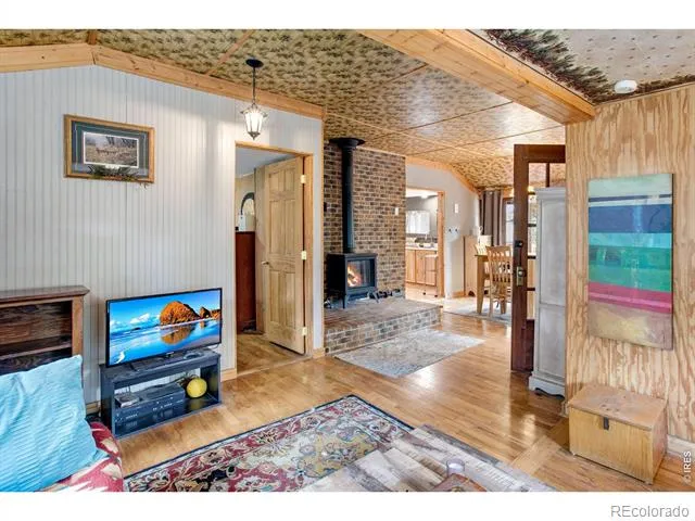 2248 Riverside Drive Lyons, CO 80540