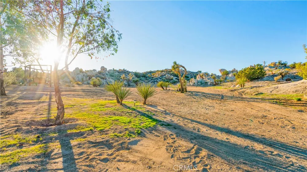 56898 Plaza Del Amigo Yucca Valley, CA 92284