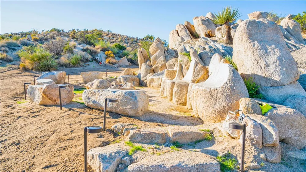 56898 Plaza Del Amigo Yucca Valley, CA 92284
