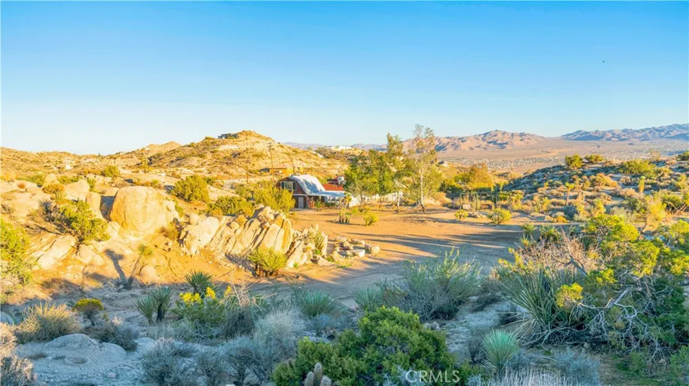 56898 Plaza Del Amigo Yucca Valley, CA 92284