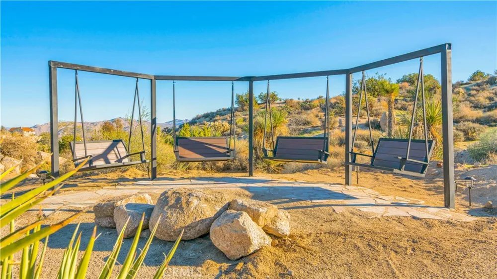 56898 Plaza Del Amigo Yucca Valley, CA 92284