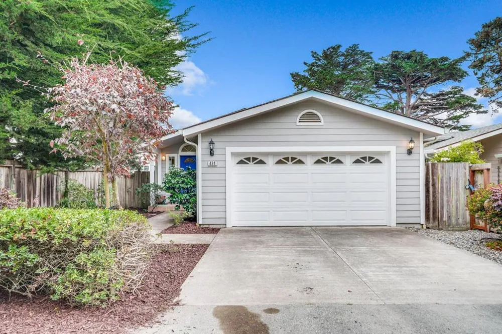 424 Lee Avenue Half Moon Bay, CA 94019