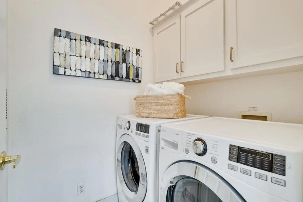 424 Lee Avenue Half Moon Bay, CA 94019