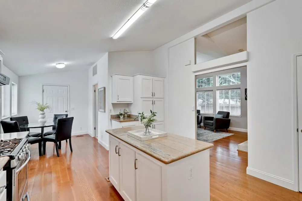 424 Lee Avenue Half Moon Bay, CA 94019