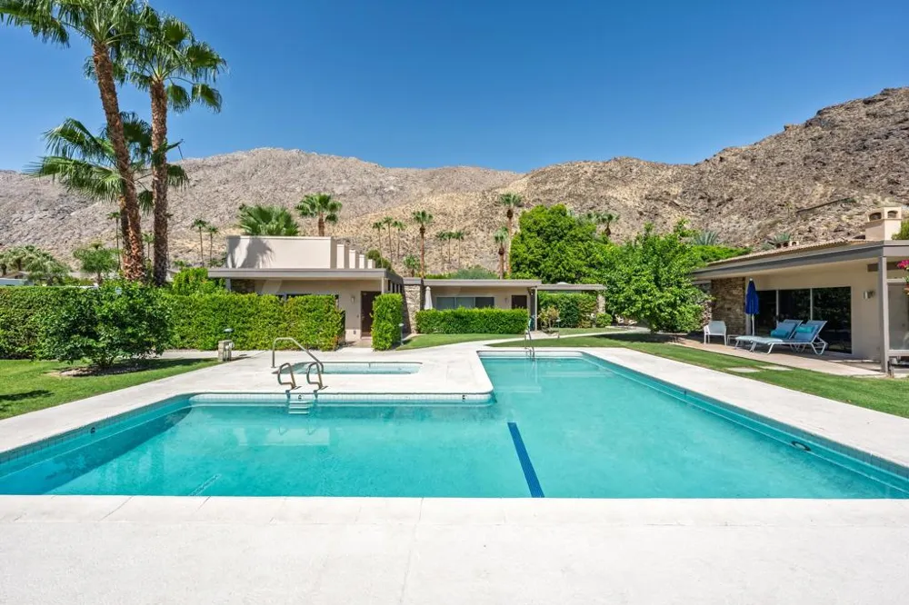 500 W Arenas Road #4 Palm Springs, CA 92262