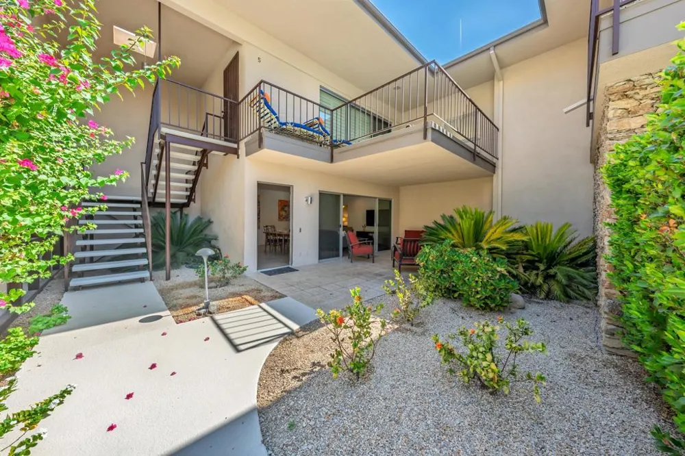 500 W Arenas Road #4 Palm Springs, CA 92262