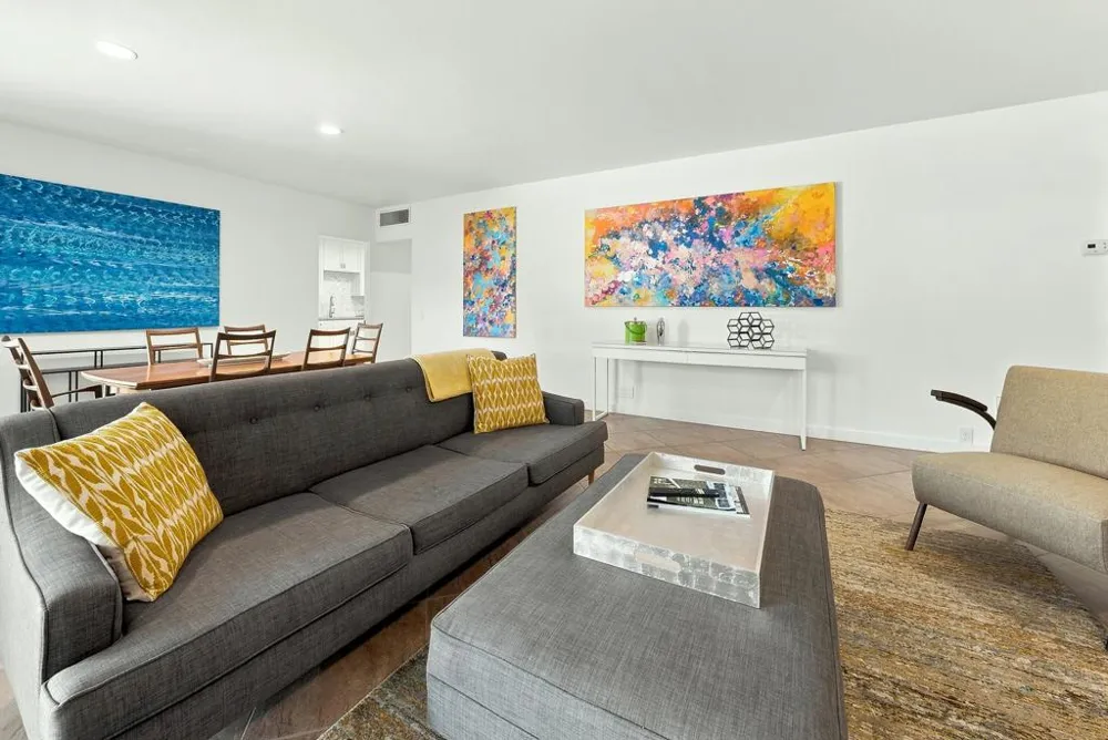 500 W Arenas Road #4 Palm Springs, CA 92262