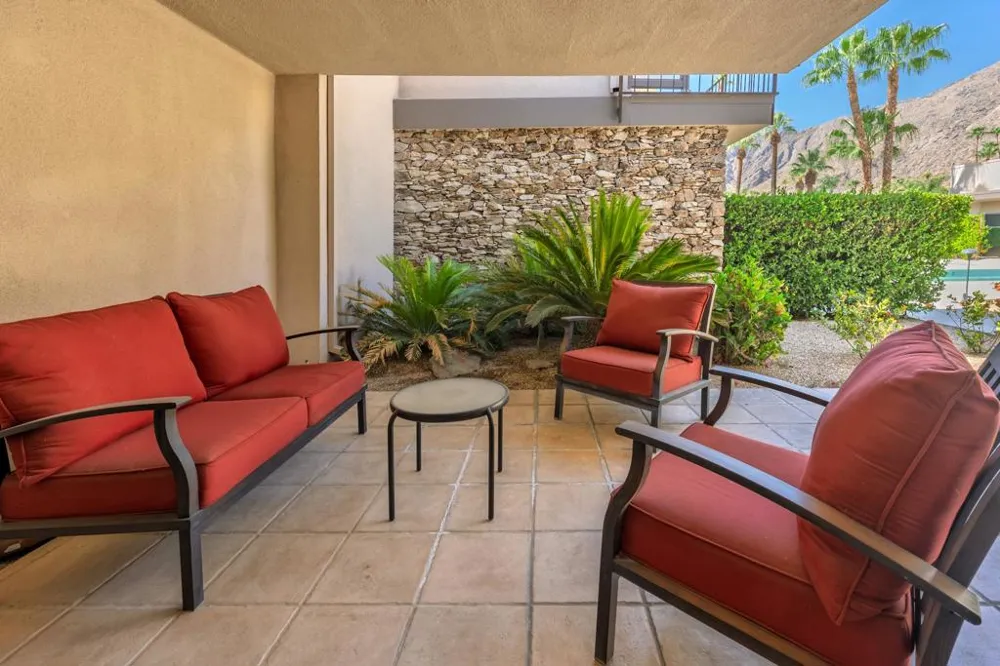 500 W Arenas Road #4 Palm Springs, CA 92262