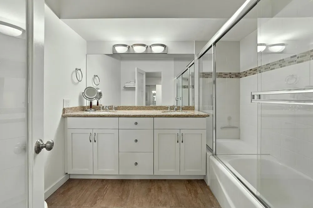 500 W Arenas Road #4 Palm Springs, CA 92262