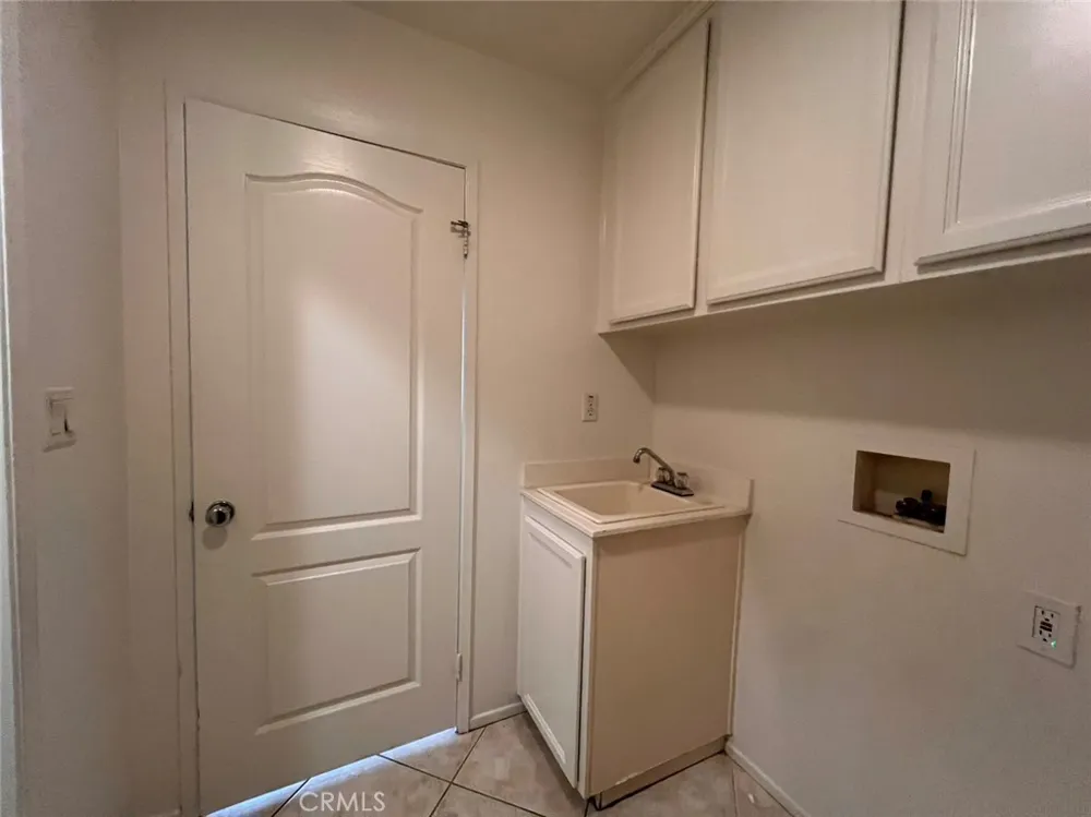 12 Granada Irvine, CA 92602