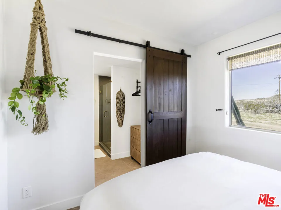 1016 Luna Mesa Road Yucca Valley, CA 92284