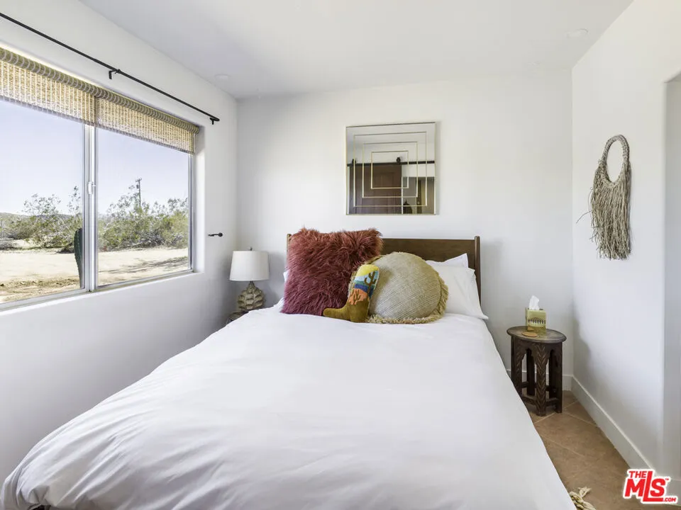 1016 Luna Mesa Road Yucca Valley, CA 92284