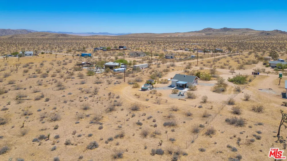 1016 Luna Mesa Road Yucca Valley, CA 92284