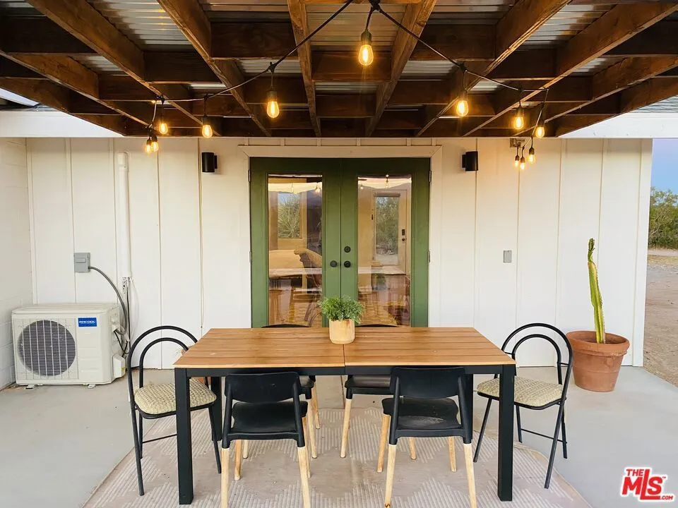 1016 Luna Mesa Road Yucca Valley, CA 92284