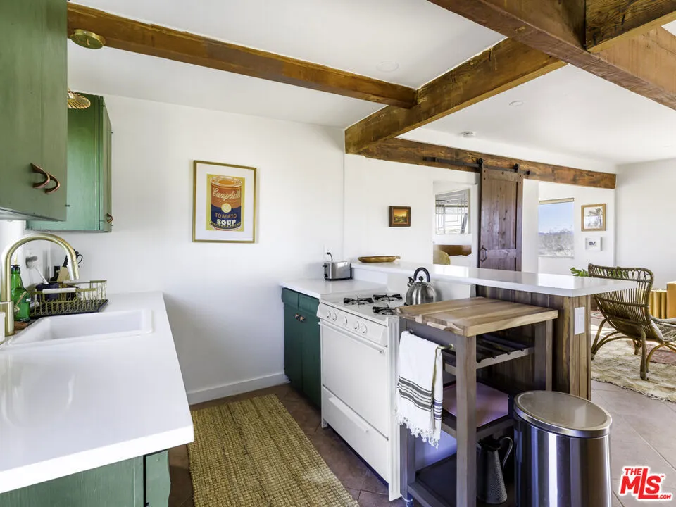 1016 Luna Mesa Road Yucca Valley, CA 92284