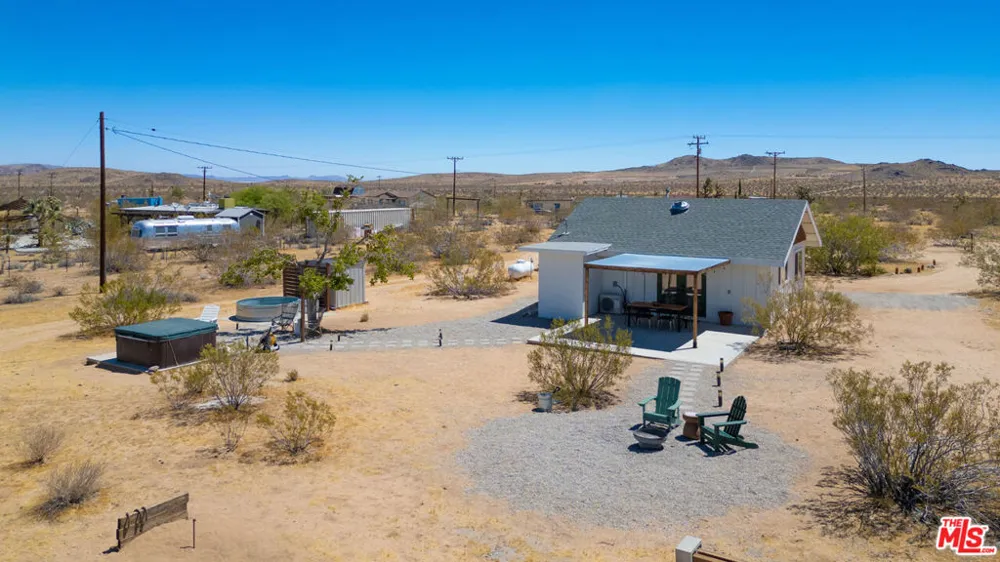 1016 Luna Mesa Road Yucca Valley, CA 92284