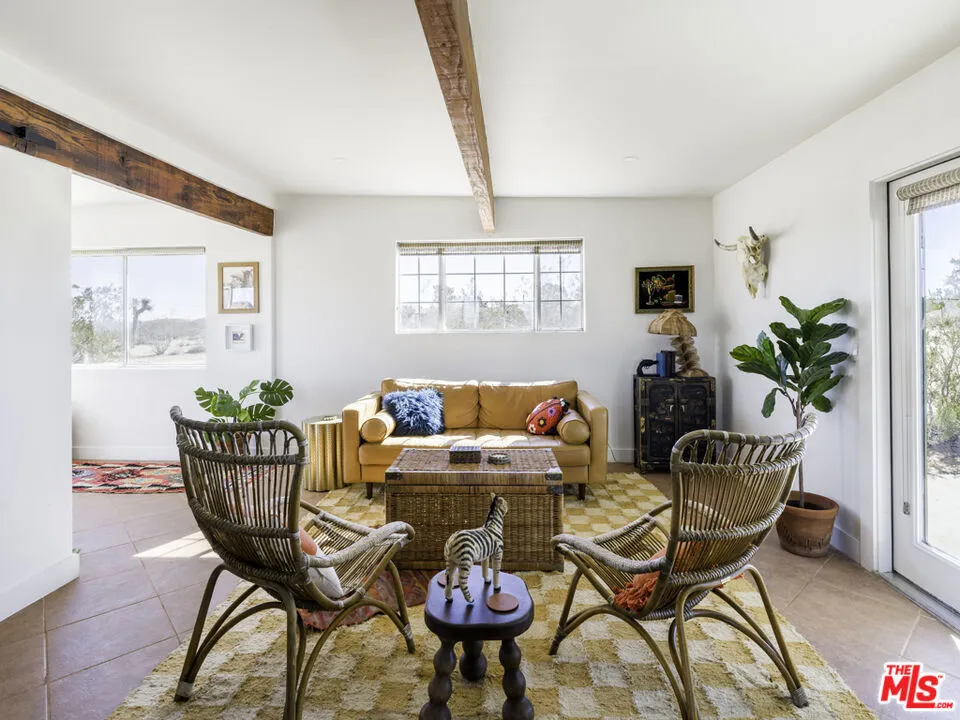 1016 Luna Mesa Road Yucca Valley, CA 92284
