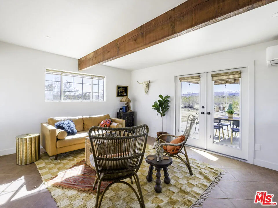 1016 Luna Mesa Road Yucca Valley, CA 92284