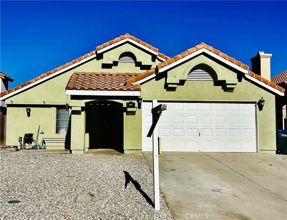 162 S Massachusetts Lake Elsinore, CA 92530