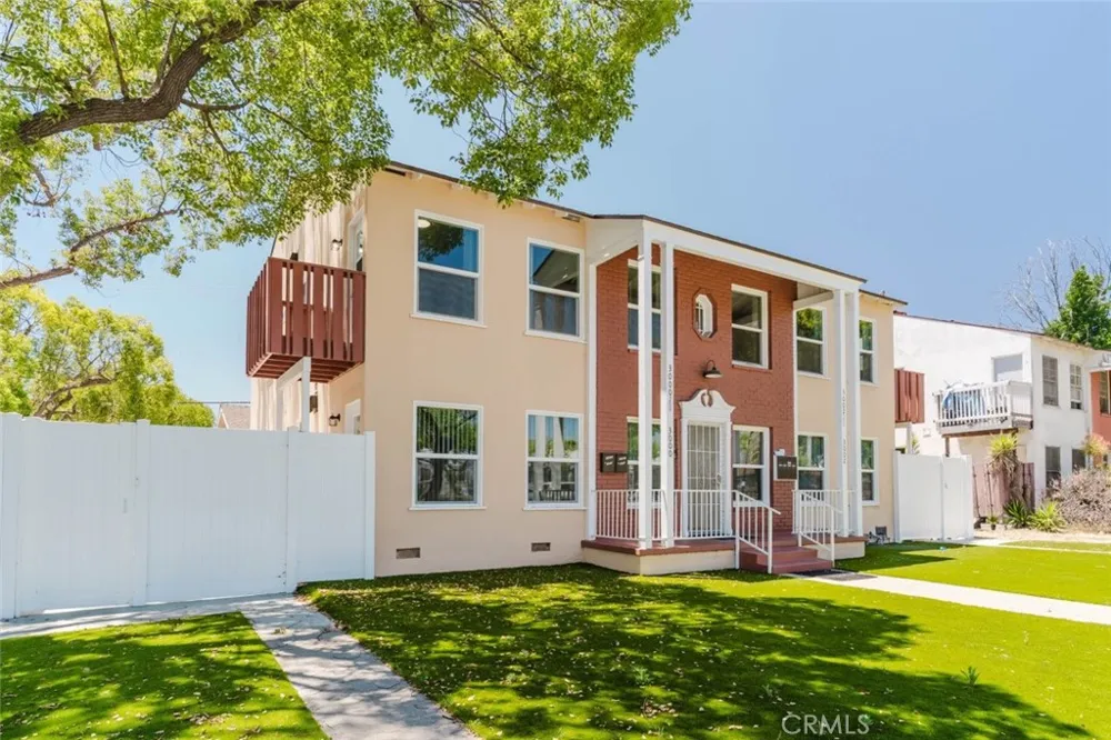 3002 W Victory Boulevard #200 Burbank, CA 91505