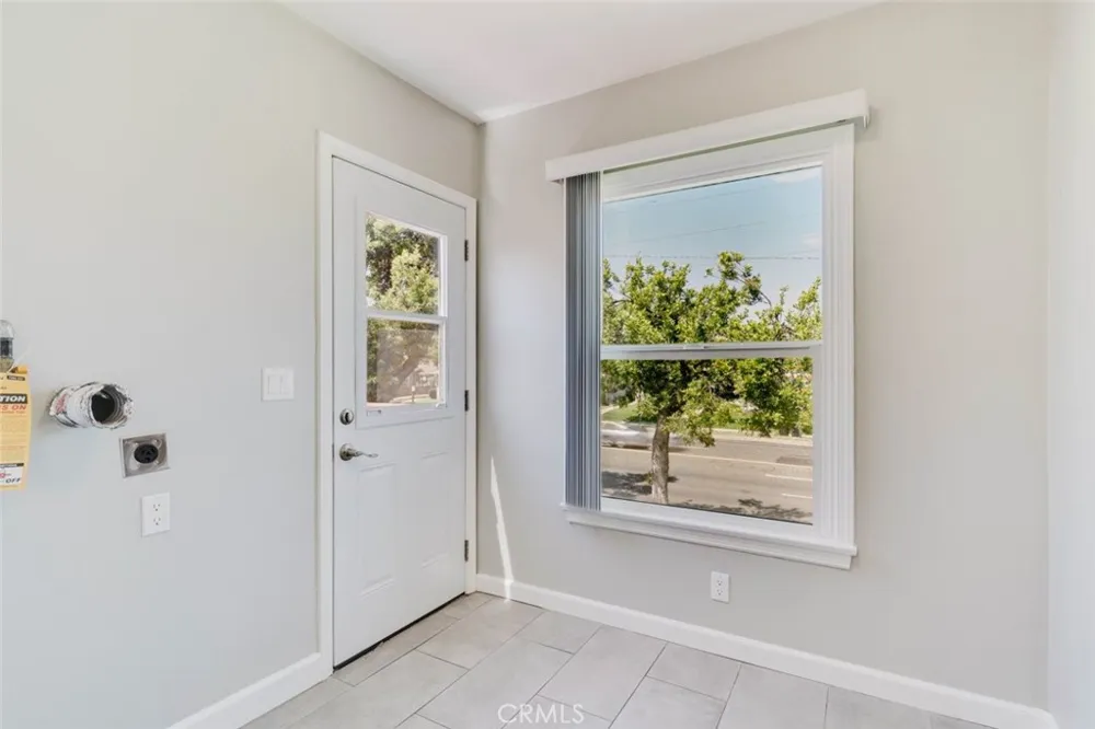 3002 W Victory Boulevard #200 Burbank, CA 91505