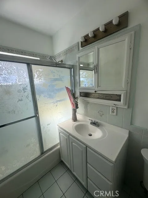 3248 112TH Inglewood, CA 90303