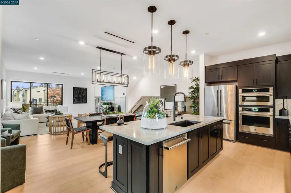 1112 Althea Terraces #1 Sunnyvale, CA 94086