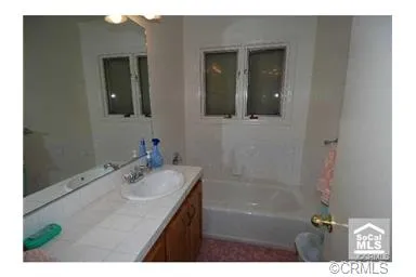 2733 W Bridgeport Anaheim, CA 92804