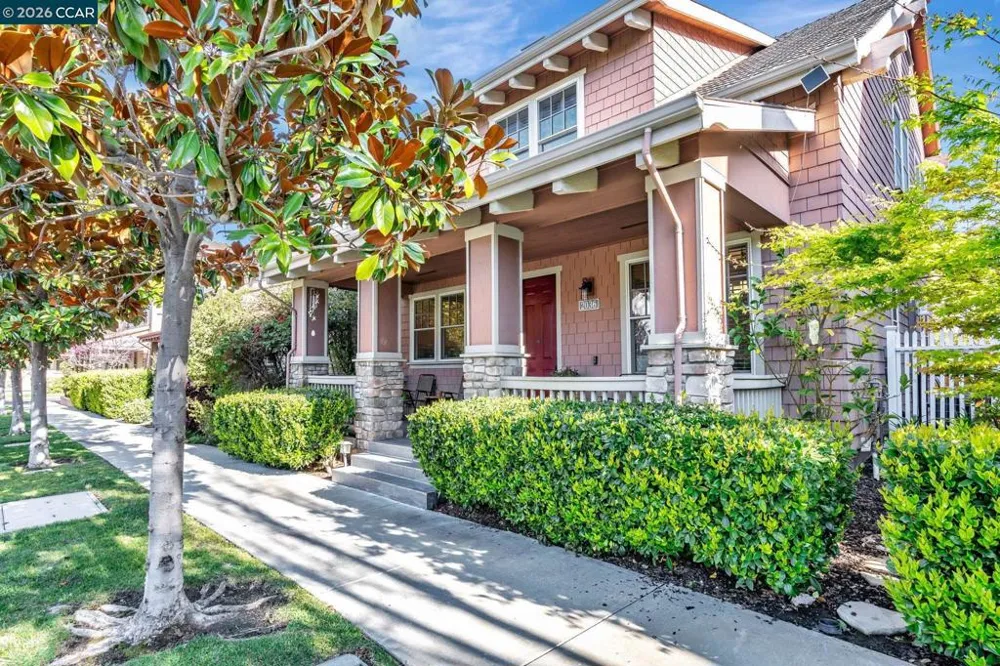 2036 SERRA LN Hercules, CA 94547