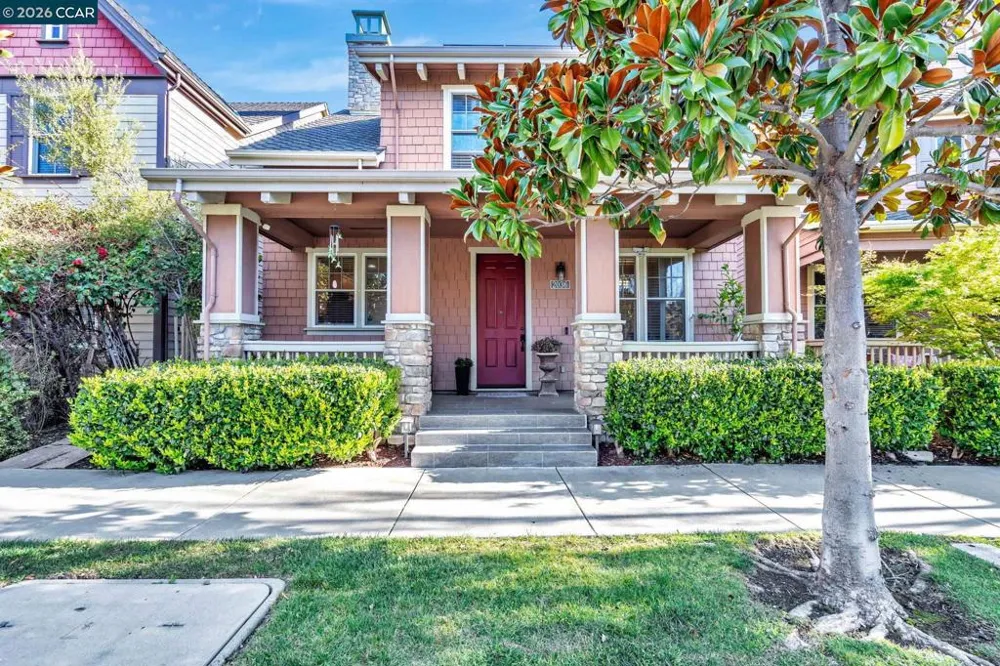 2036 SERRA LN Hercules, CA 94547