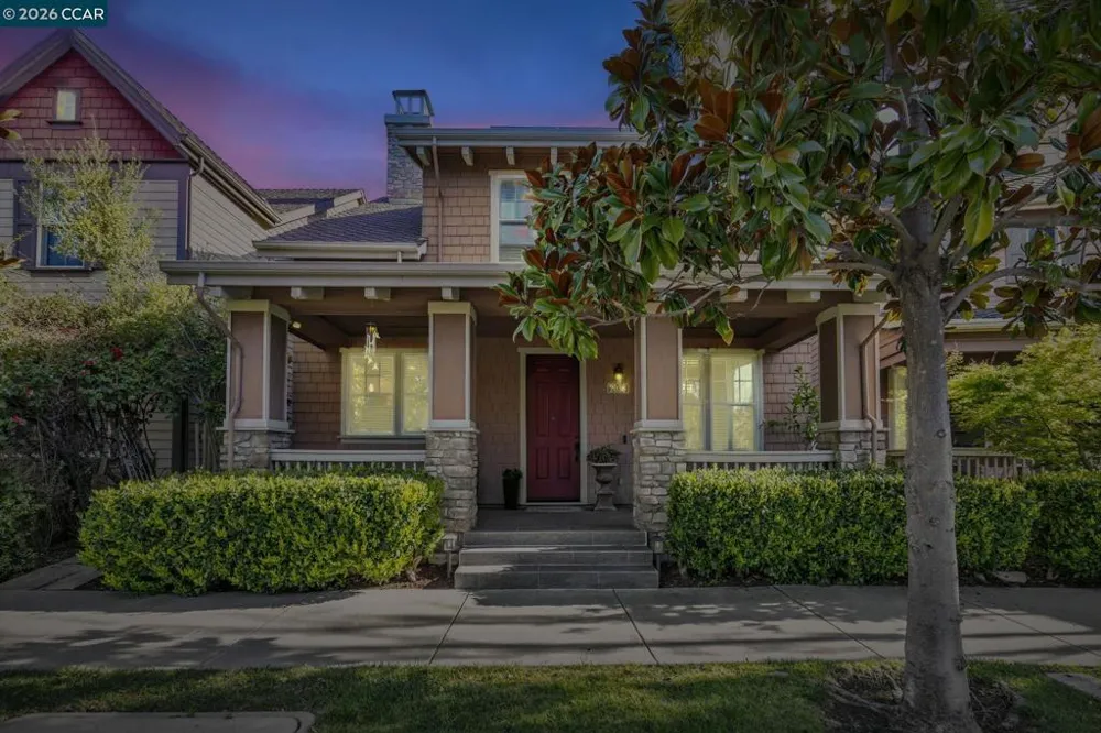 2036 SERRA LN Hercules, CA 94547