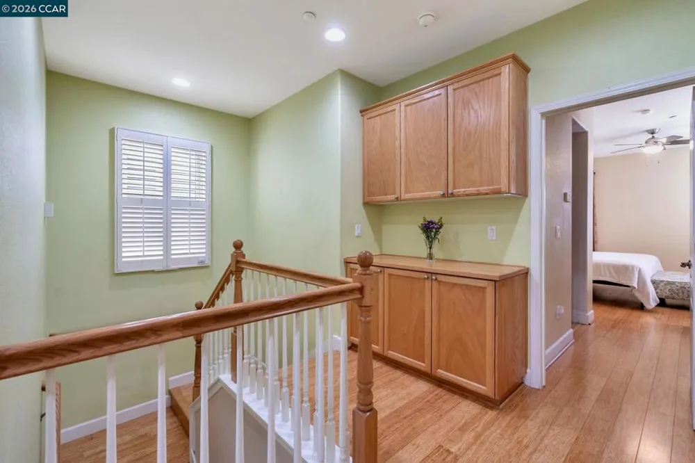 2036 SERRA LN Hercules, CA 94547