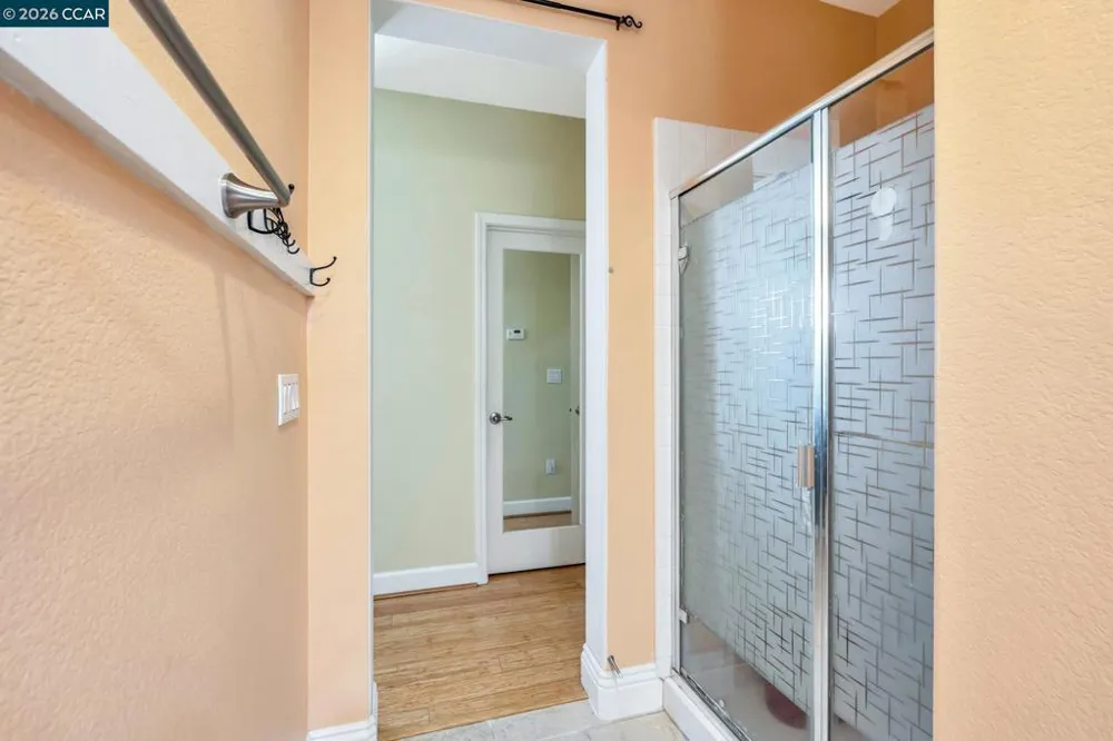 2036 SERRA LN Hercules, CA 94547