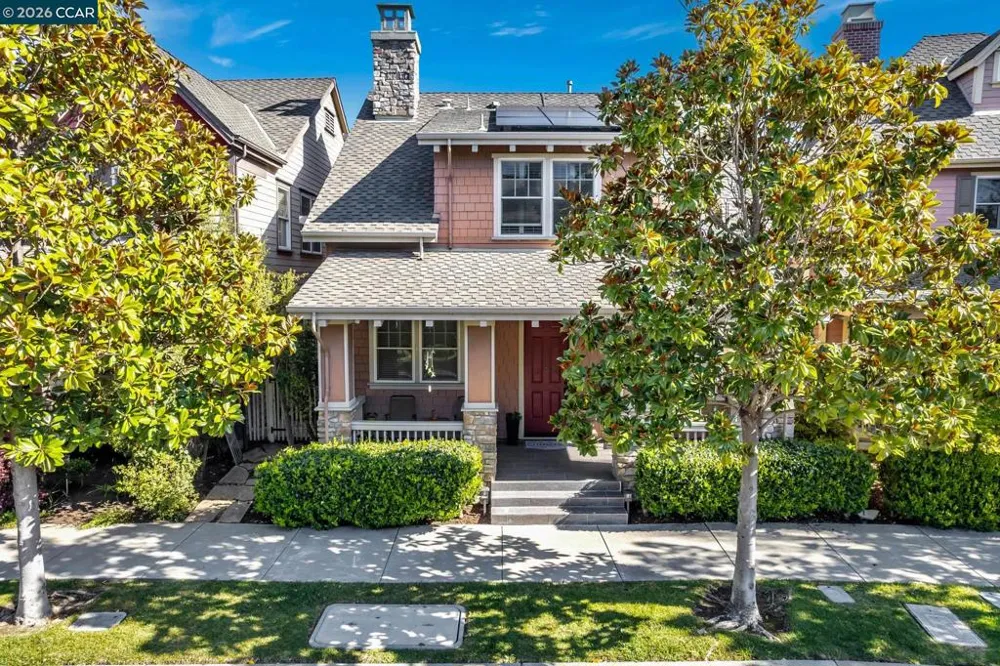 2036 SERRA LN Hercules, CA 94547