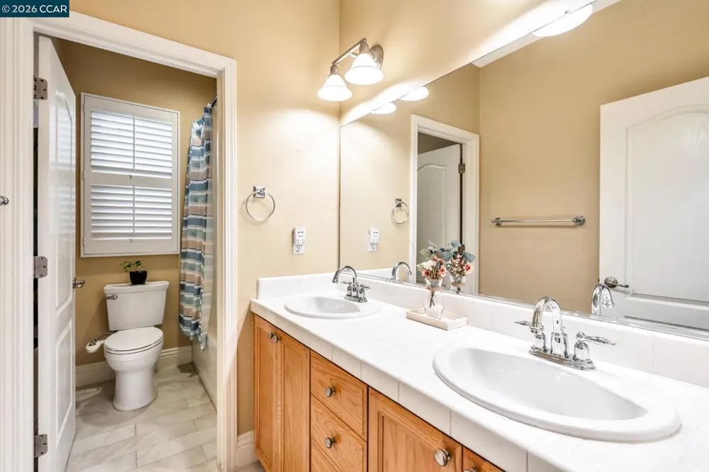 2036 SERRA LN Hercules, CA 94547