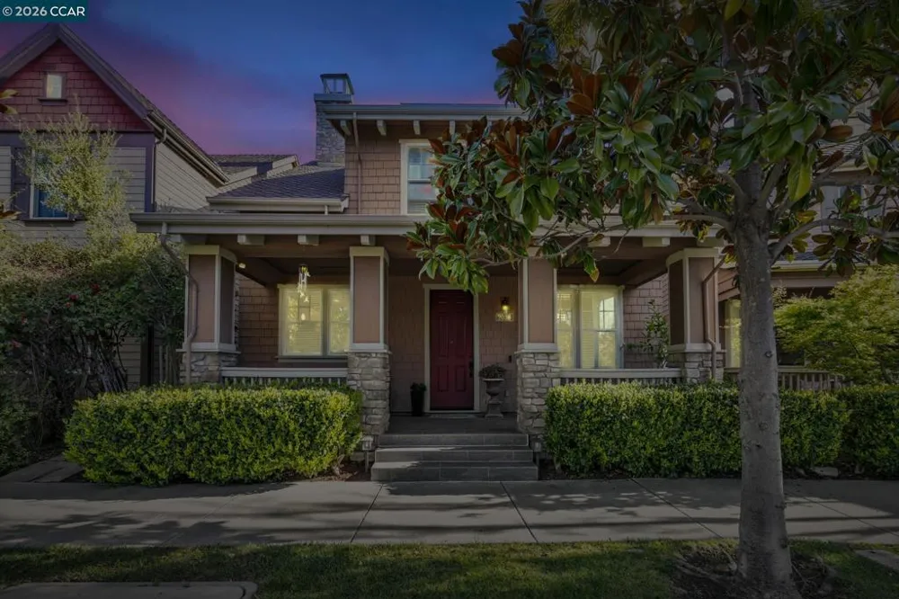 2036 SERRA LN Hercules, CA 94547