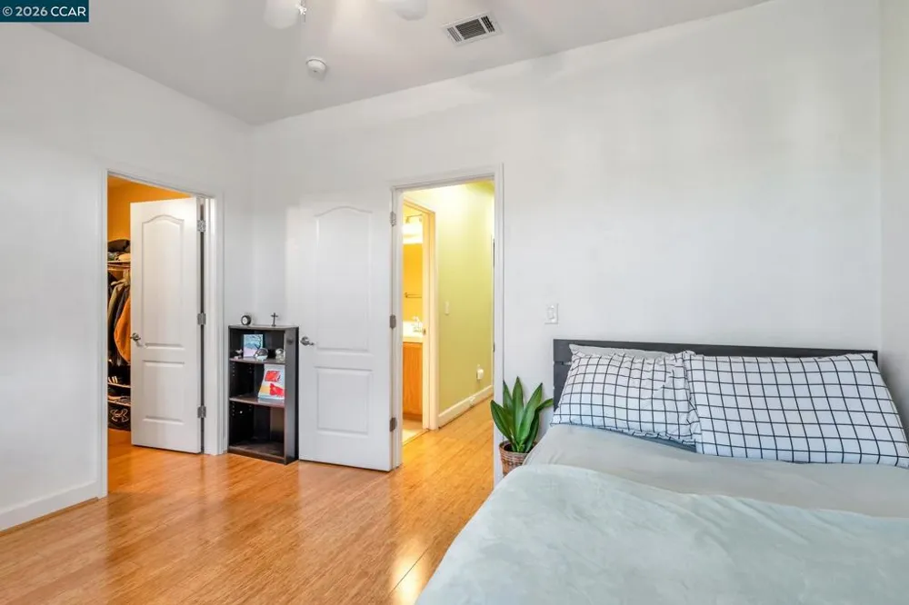 2036 SERRA LN Hercules, CA 94547