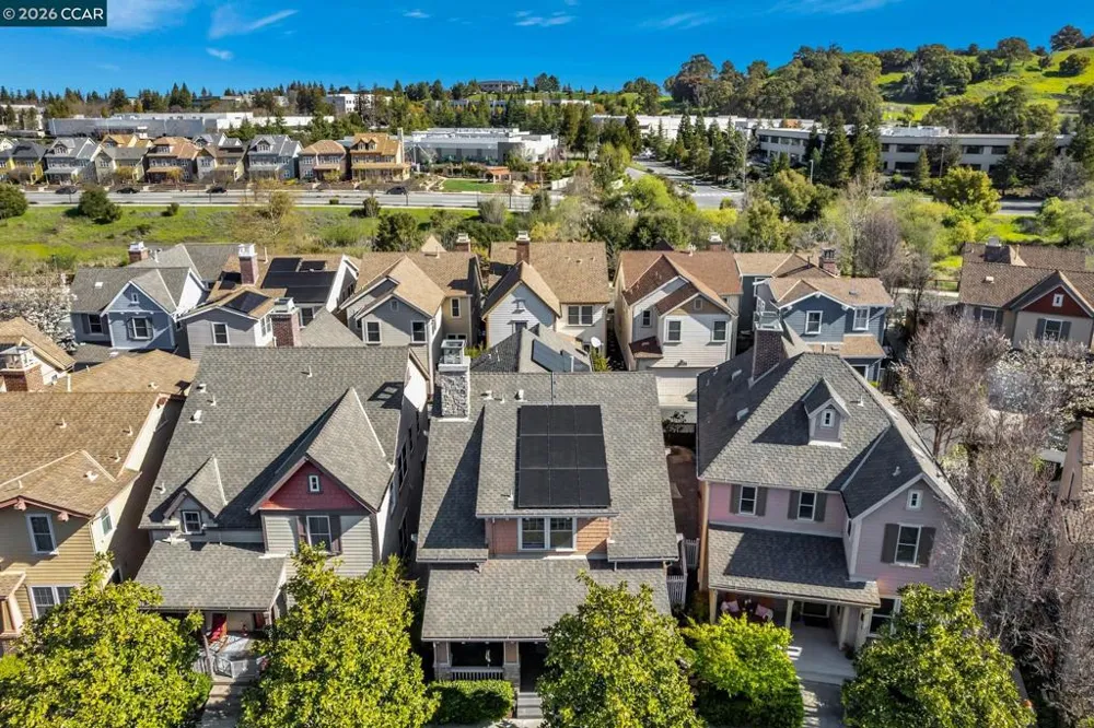 2036 SERRA LN Hercules, CA 94547
