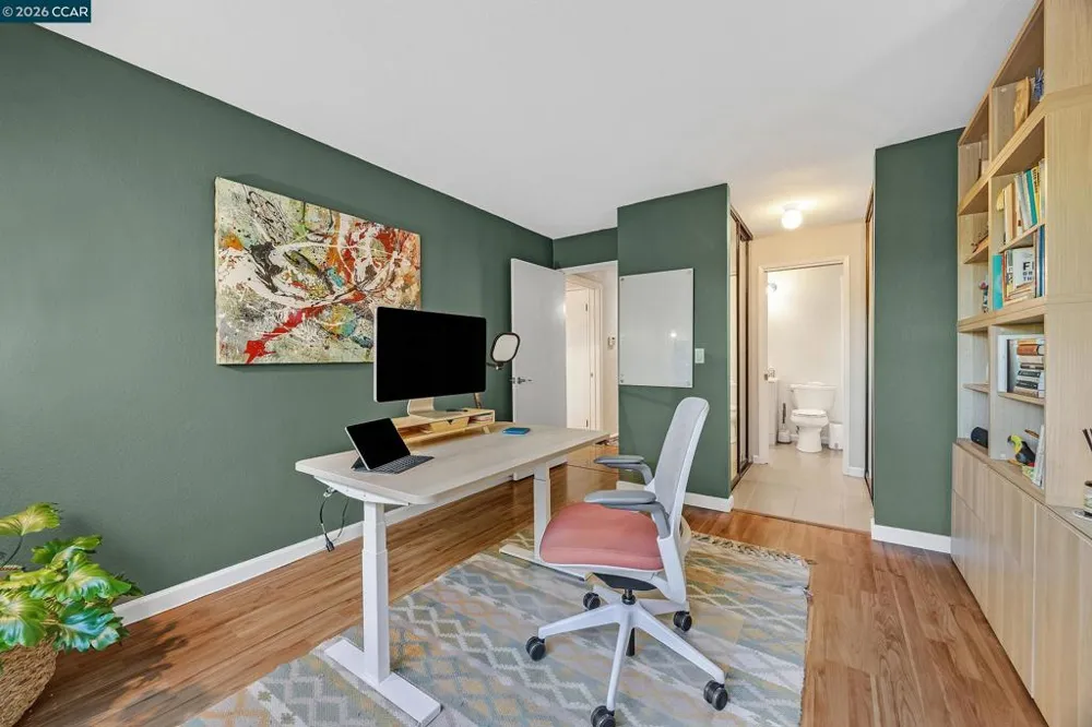 35 Sapphire Ct Hercules, CA 94547
