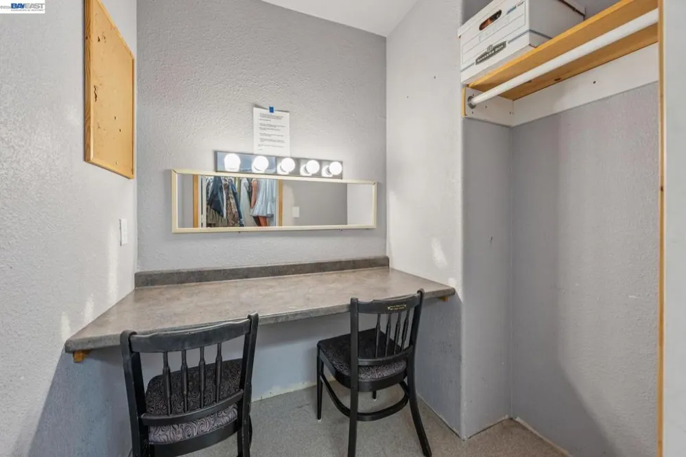 636 WARD ST Martinez, CA 94553