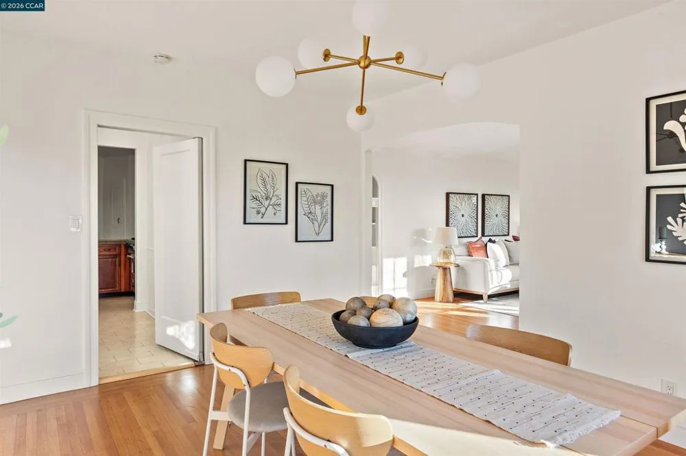 275 Mather St Oakland, CA 94611