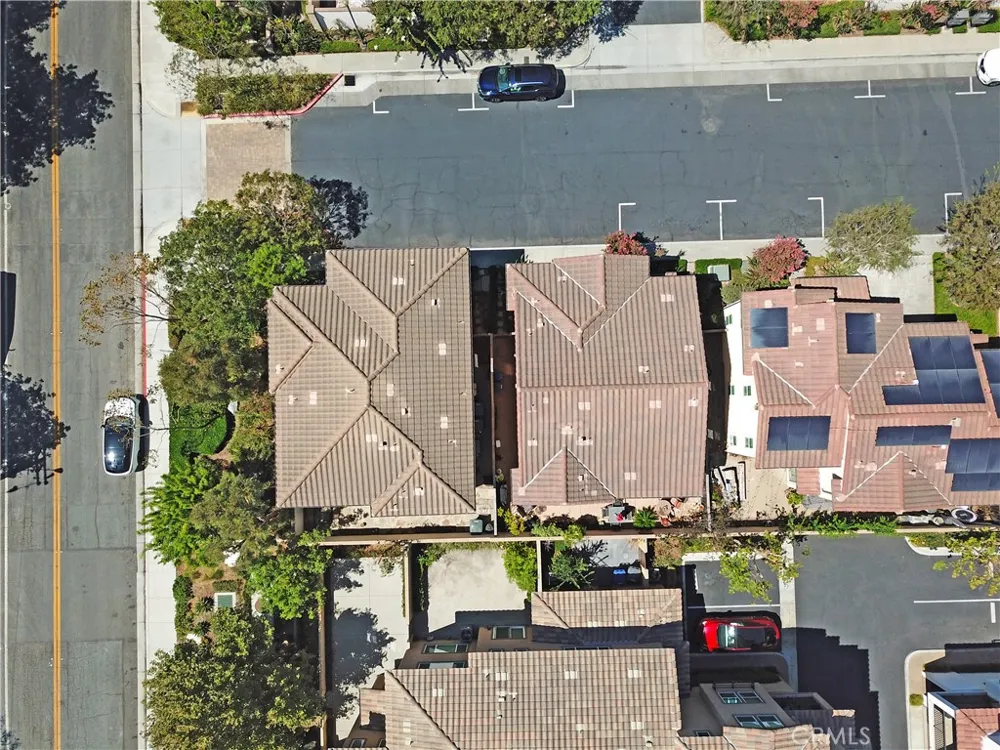 10572 Sausalito Court Los Alamitos, CA 90720