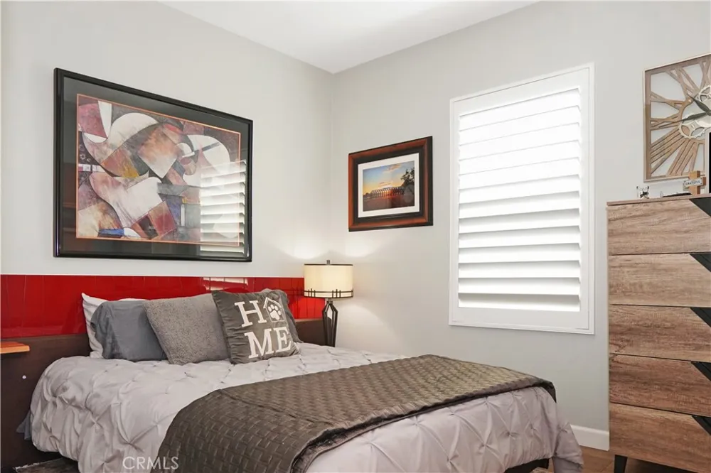 10572 Sausalito Court Los Alamitos, CA 90720