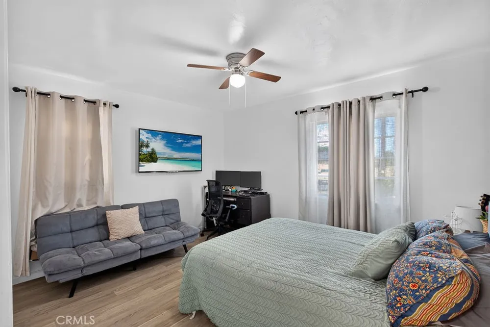 9497 Catawba Ave Fontana, CA 92335