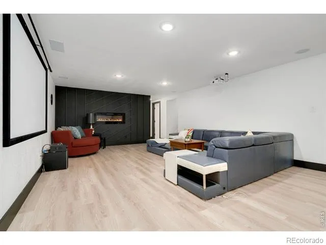 1304 Pine Street Loveland, CO 80537