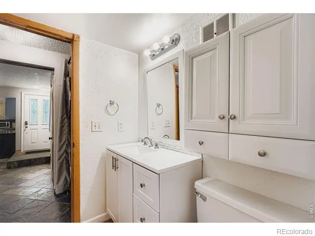 2469 S Xanadu Way #A Aurora, CO 80014