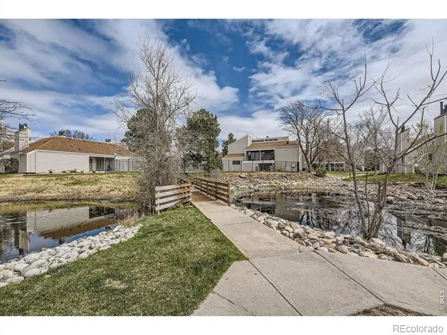 2469 S Xanadu Way #A Aurora, CO 80014
