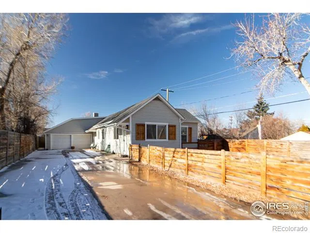 927 S Yates Street ##A Denver, CO 80219
