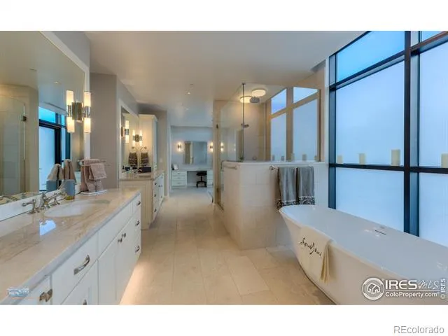 1077 Canyon Boulevard #403 Boulder, CO 80302