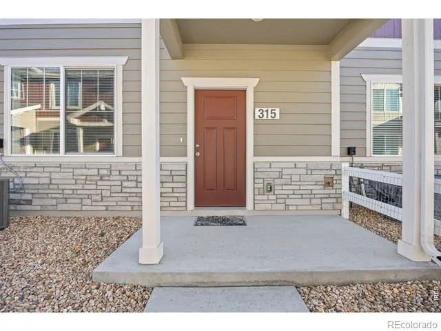 315 Condor Way Johnstown, CO 80534